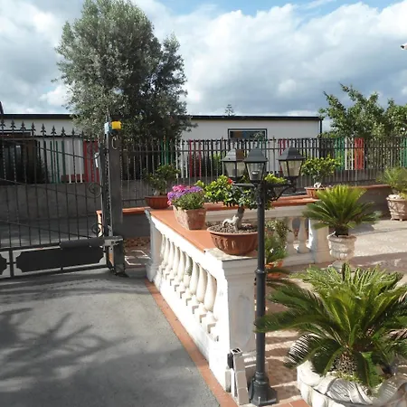 Oda ve Kahvaltı H.ave Pompei