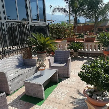 Oda ve Kahvaltı H.ave 4*