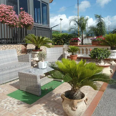 Oda ve Kahvaltı H.ave 4*