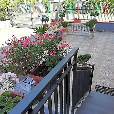 H.ave فندق مبيت وإفطار بومبيي