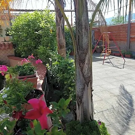 فندق مبيت وإفطار H.ave بومبيي