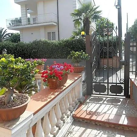 فندق مبيت وإفطار H.ave 4*