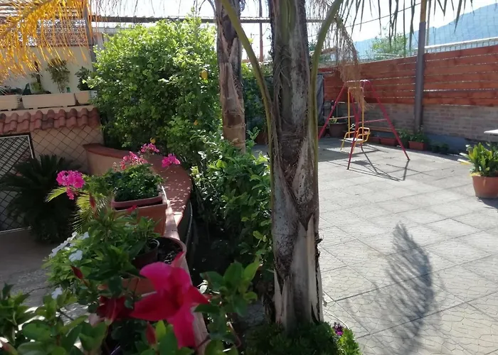 H.ave לינה וארוחת בוקר 4*