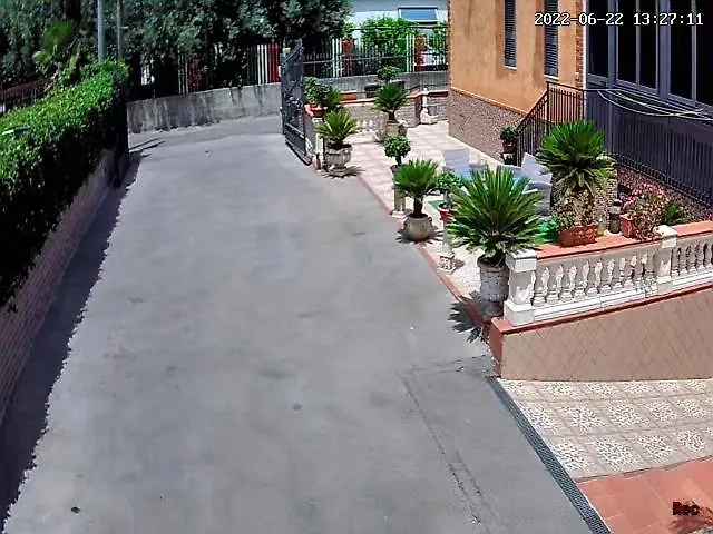 לינה וארוחת בוקר H.ave 4*